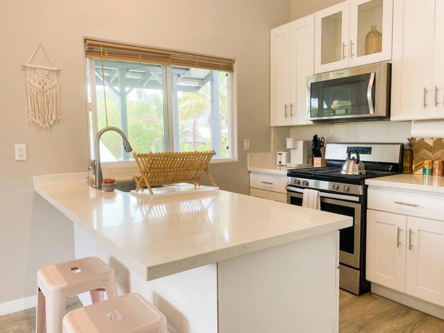 דירות Keaau Hibiscus Hale, Full Kitchen, King Bed, Parking מראה חיצוני תמונה