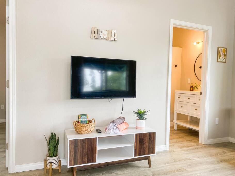 דירות Keaau Hibiscus Hale, Full Kitchen, King Bed, Parking מראה חיצוני תמונה