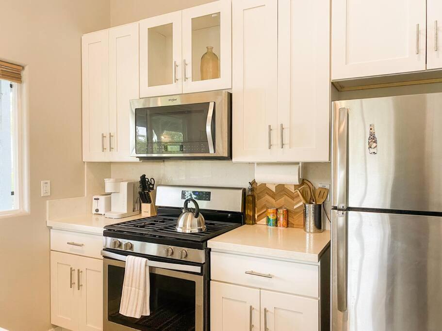 דירות Keaau Hibiscus Hale, Full Kitchen, King Bed, Parking מראה חיצוני תמונה
